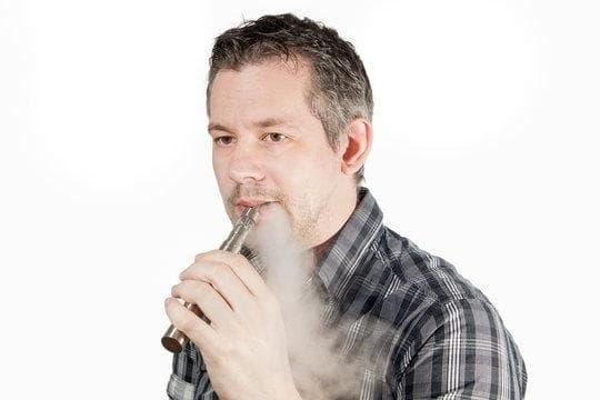 poker gewinnen lernen und poker Mythen aufdecken mit check atomizer e zigarette Test und Kaufberatung