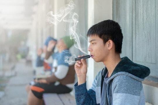 Vape Bestseller 2025 – welches Vape e zigarette set überzeugt mit Akkuleistung und Geschmack