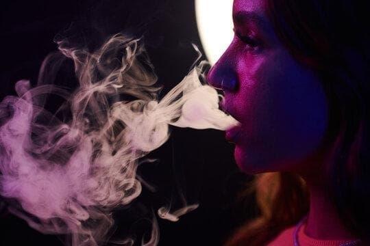 E Cigs begeistern Fans mit neuen Trends und die neue e shisha revolutioniert den Markt