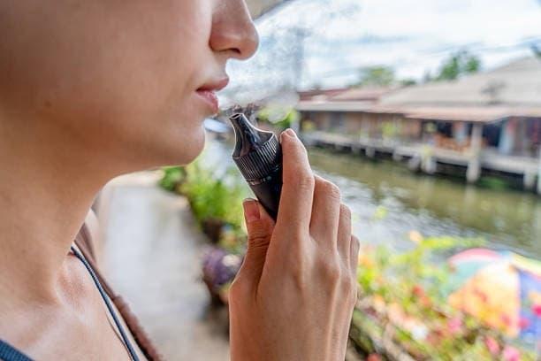 E-Zigaretten und die beste CBD E-Zigarette entdecken E-Zigaretten Trends für CBD Genießer