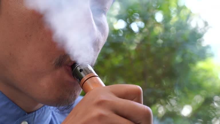 Aktuelle IBvape E-Cigarete Trends und Kaufberatung mit besten e zig liquid Empfehlungen 2025