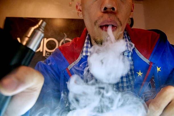 Papieros elektroniczny und dr frost e liquid erleben boom bei Dampfern papieros elektroniczny im neuen Trend mit dr frost e liquid